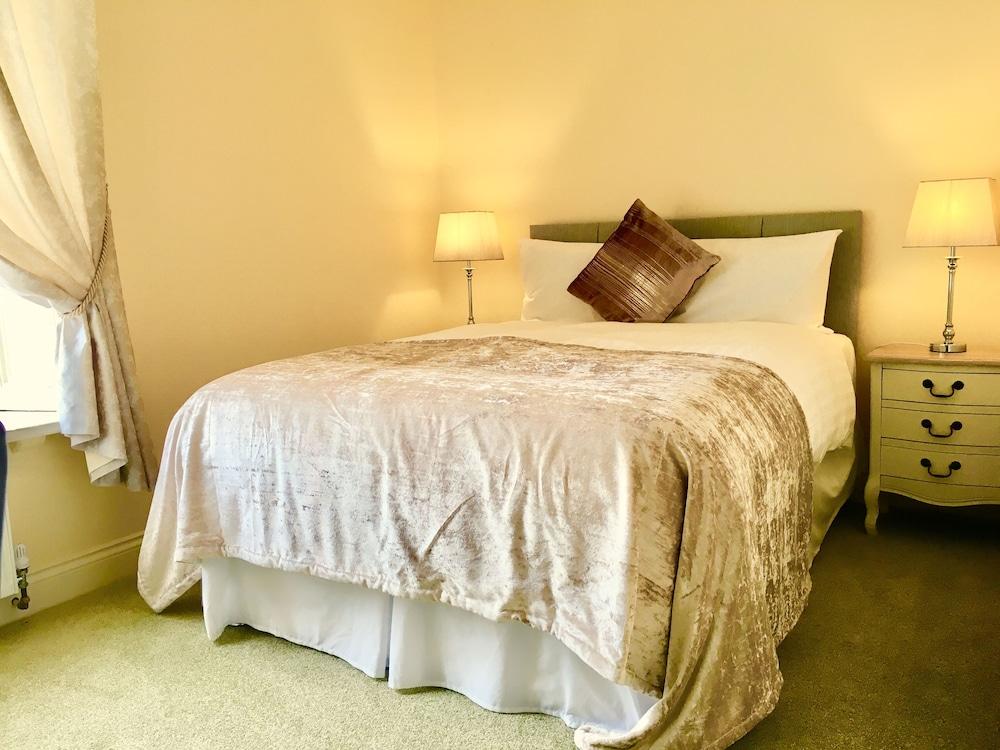 Baggot Court Townhouse 3* Dublín